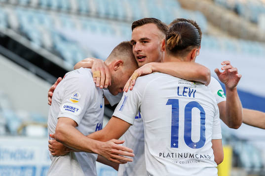 IFK Norrköpings Christoffer Nyman jublar med Henrik