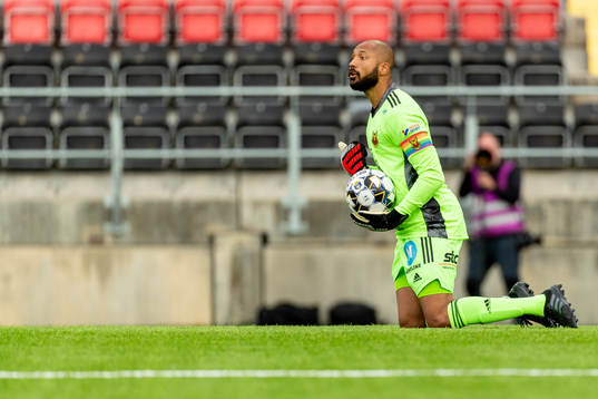 Östersunds målvakt Aly Keita