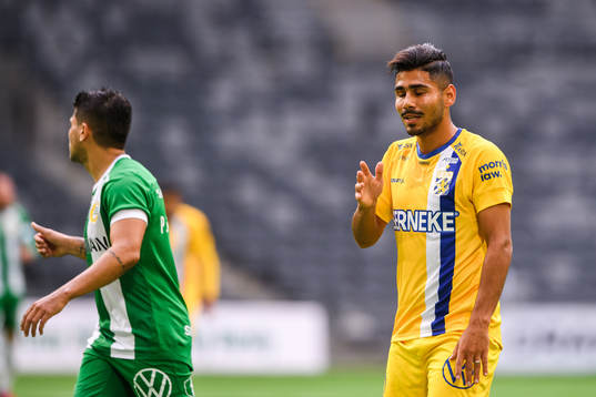 IFK Göteborgs Hosam Aiesh deppar