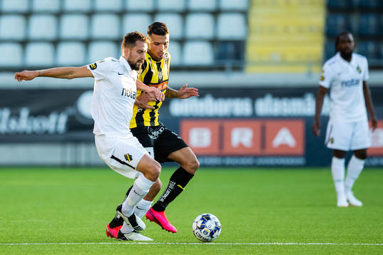 s Panajotis Dimitriadis och Häckens Ahmed Yasin