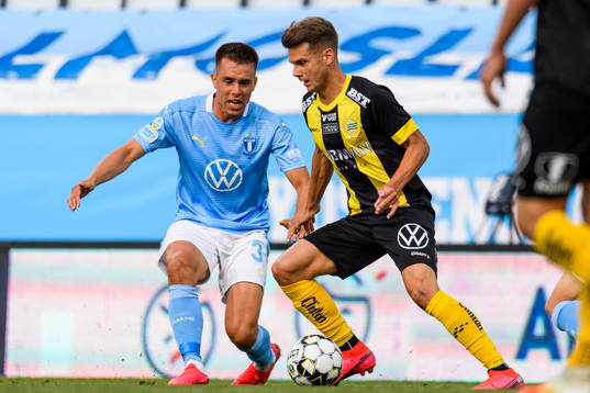 Malmö FFs Jonas Knudsen och Hammarbys Alexander Kacaniklic