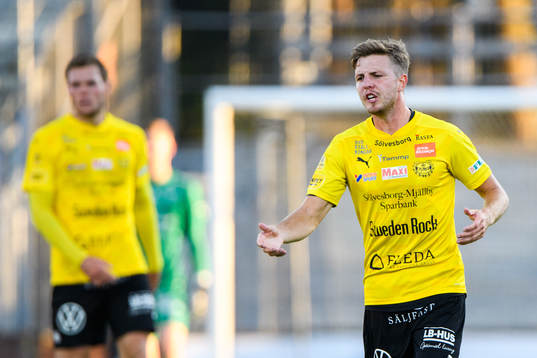 Mjällbys Joel Nilsson deppar
