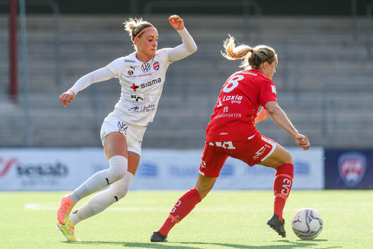 Rosengårds Sanne Troelsgaard och Örebros Freja Olofsson