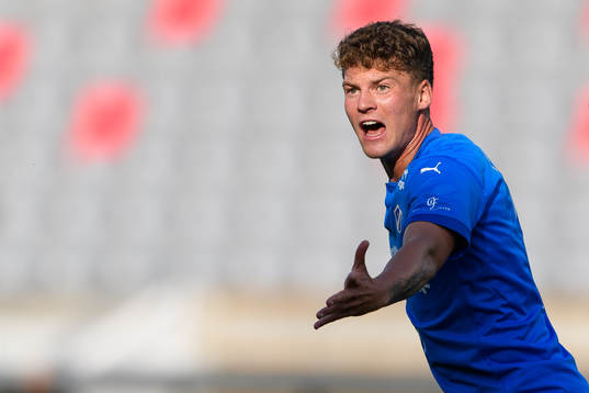 Halmstads Samuel Kroon reagerar