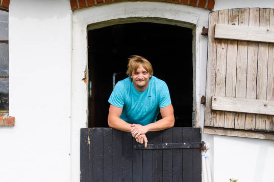 Bläddra bland fler bilder av Fotboll, Fredrik Jensen, Porträtt