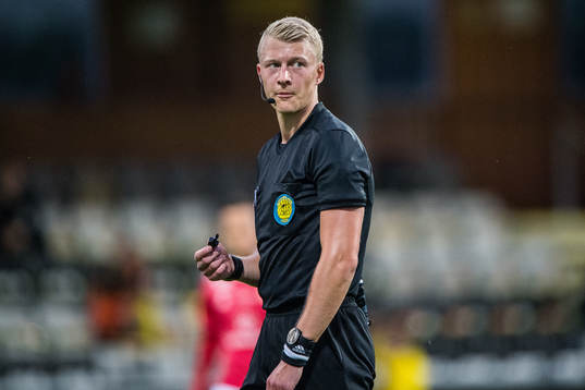domare Adam Ladebäck