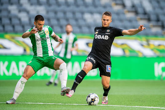 Hammarbys Vladimir Rodic och Örebros Benjamin Hjertstrand