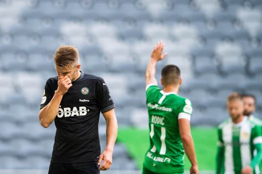 Örebros Erik Björndahl deppar