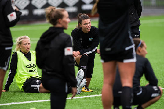 Rebecka Blomqvist och Pauline Hammarlund