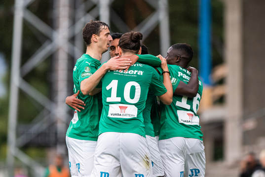 Jönköpings spelare jublar