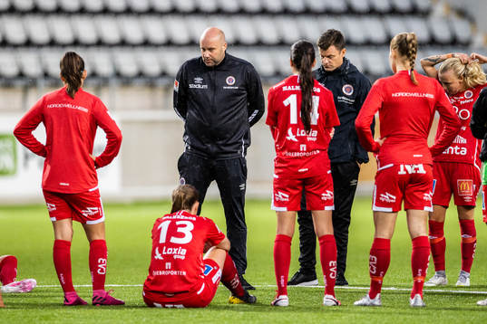 Örebros tränare Martin Skogman och Stefan Ärnsved och