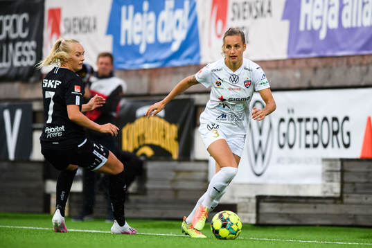 Göteborgs Stina Blackstenius och Rosengårds Nathalie