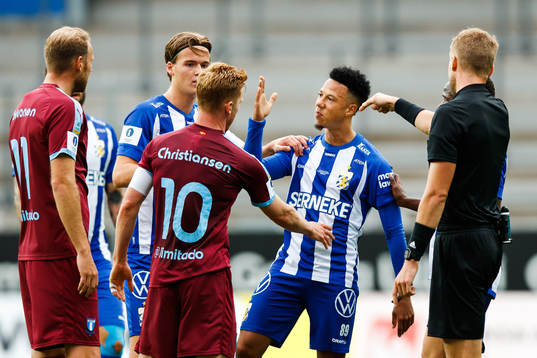 Malmö FFs Anders Christiansen och IFK Göteborgs Tobias