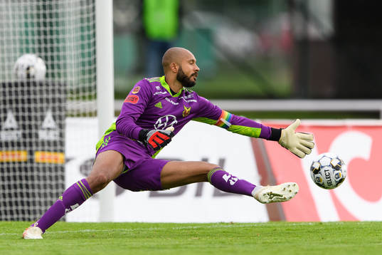 Östersunds målvakt Aly Keita