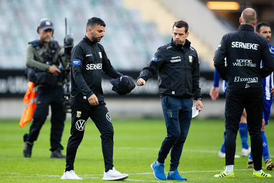 IFK Göteborgs tränare Poya Asbaghi och assisterande