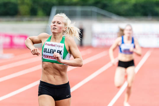 Matilda Hellqvist, Ullevi FK, vinner damernas 400 m