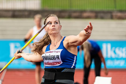 Asdis Hjalmsdottir Annerud, Spårvägen