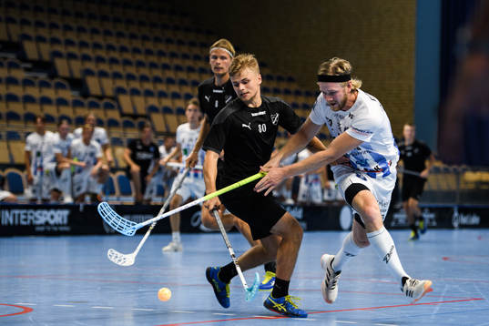 Helsingborgs Jonathan Skoglösa och Fagerhult Habos Theo