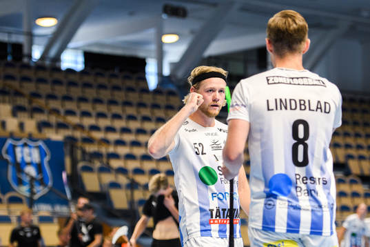 Helsingborgs Jonathan Skoglösa och Isac Lindblad jublar