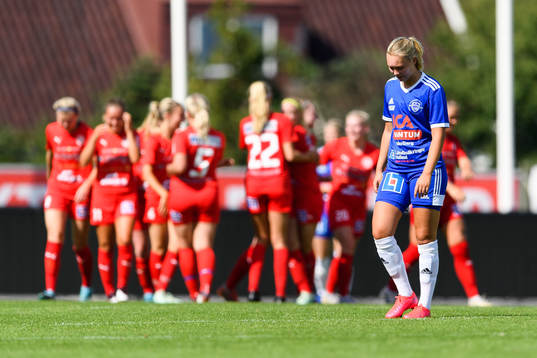 Böljan Falkenbergs Alva Johansson deppar