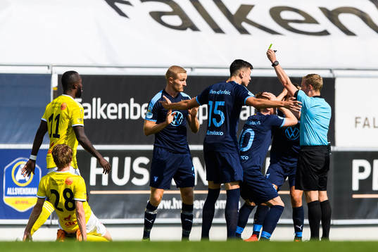 Malmö FFs Franz Brorsson tilldelas en varning