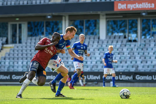 Örgrytes Bubacarr Jobe och Trelleborgs Anton Tideman