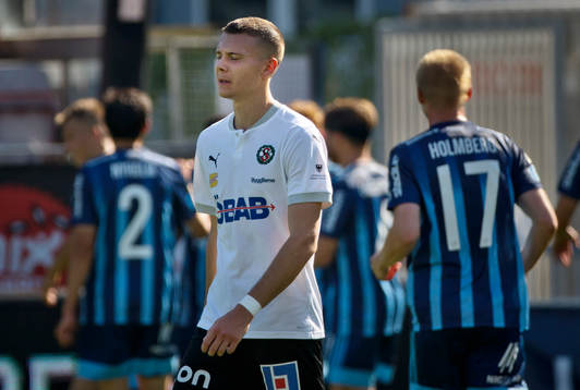 Örebros Jake Larsson deppar vid Djurgårdens 0-1 mål
