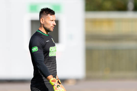 Varbergs målvakt Stojan Lukic före fotbollsmatchen i