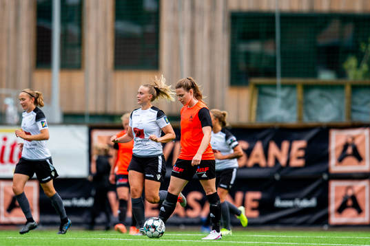 Anna Østrem of Åsane looks dejected