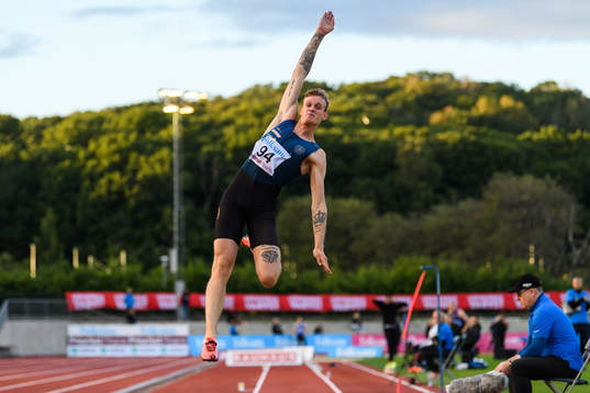 Andreas Carlsson, IK Ymer