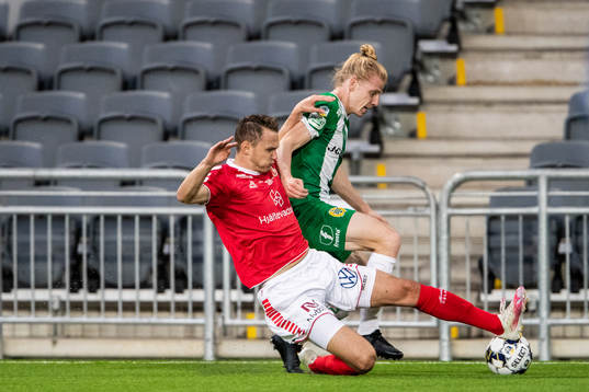 Kalmars Piotr Johansson  och Hammarbys Gustav Ludwigson