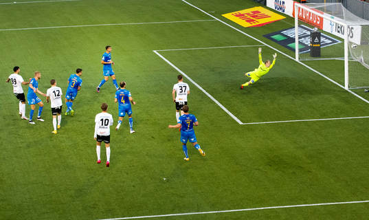 Örebros Deniz Hümmet gör 4-3 på IFK Norrköpings