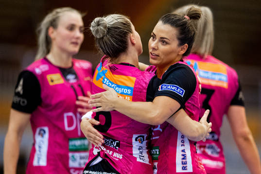 Malin Aune and Nora Mørk of Vipers
