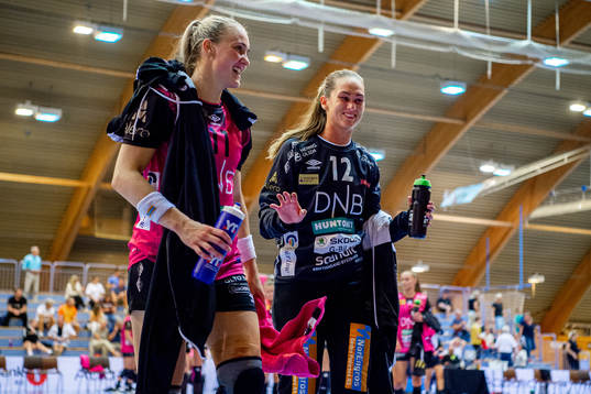 Silje Katrine Waade and Evelina Eriksson of Vipers