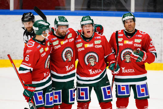 Frölundas Lucas Raymond jublar