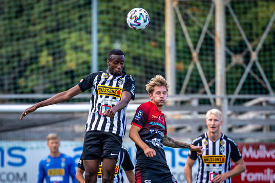 Landskronas Herve Prudence i nickduell med Trollhättans