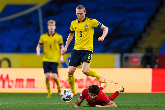 Ludwig Augustinsson of Sweden och Goncalo Guedes of Portugal