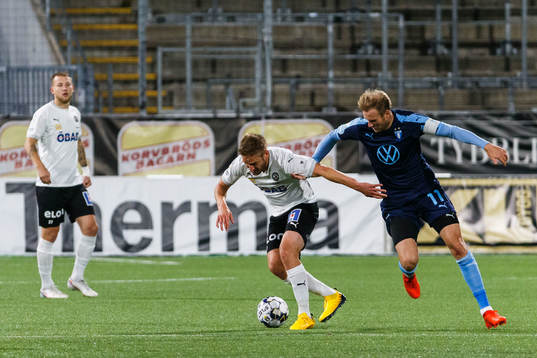 Örebros Johan Mårtensson och Malmö FFs Ola Toivonen