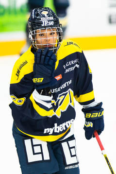 s Maja Beverin