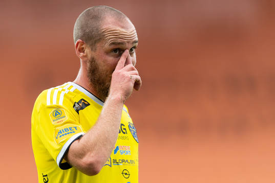 Falkenbergs Christoffer Carlsson deppar