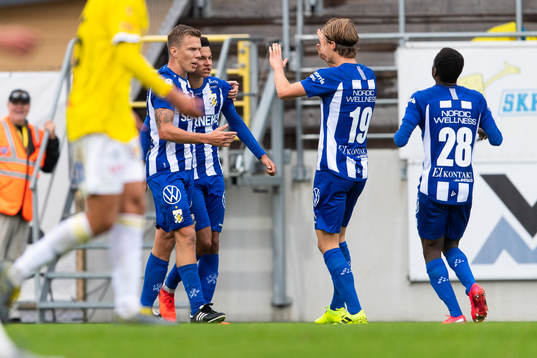 IFK Göteborgs spelare jublar
