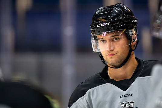 s Oliver Wahlstrom