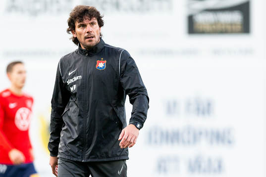 Örgrytes assisterande tränare Miguel Beas