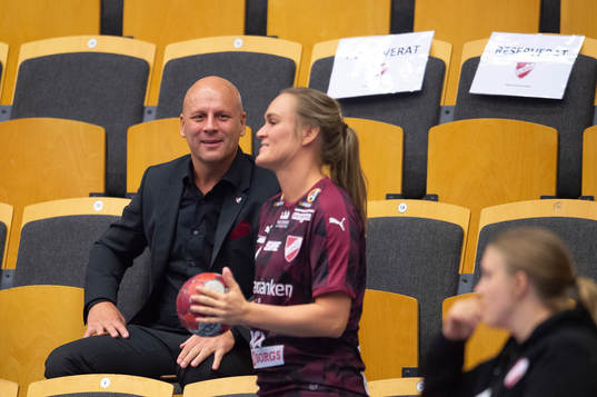 Lugis klubbchef Patrik Bengtsson och Hannah Flodman