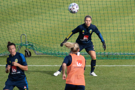 Goalkeeper Jennifer Falk