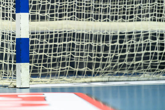 Stolpe på ett handbollsmål