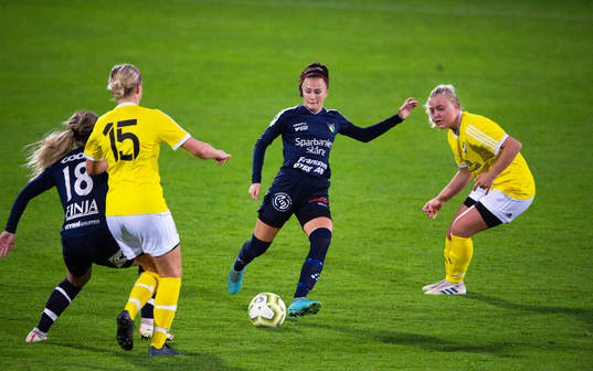 i dammatchen mellan FC Hessleholm och Näsum i Hässleholm