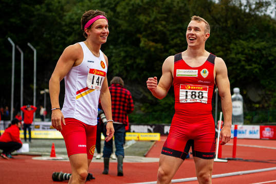 Even Meinseth and Mathias Hove Johansen celebrate