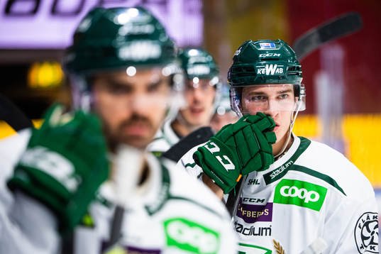 Färjestads Per Åslund deppar