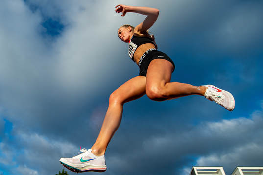 Andrea Modin Engesæth competes to win the women’s 3000